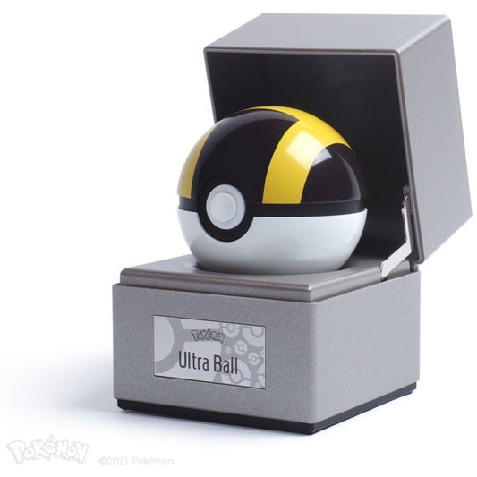 Pokemon - Ultra Ball Prop Replica