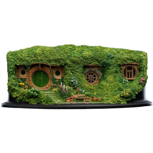 The Lord of the Rings - Bag End Hobbit Hole Diorama